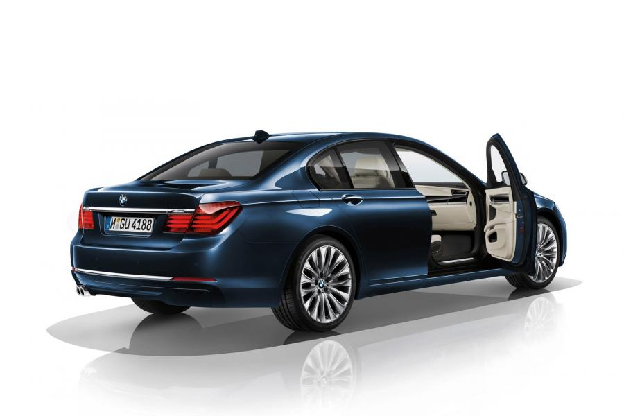  BMW 7-Series Edition Exclusive 2014 года  (фото 2 из 4)